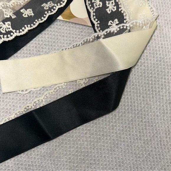 SJ Ivory White Black Ivory Satin Floral Lace Bow Tie Clips Set of 2 - Picture 5 of 5